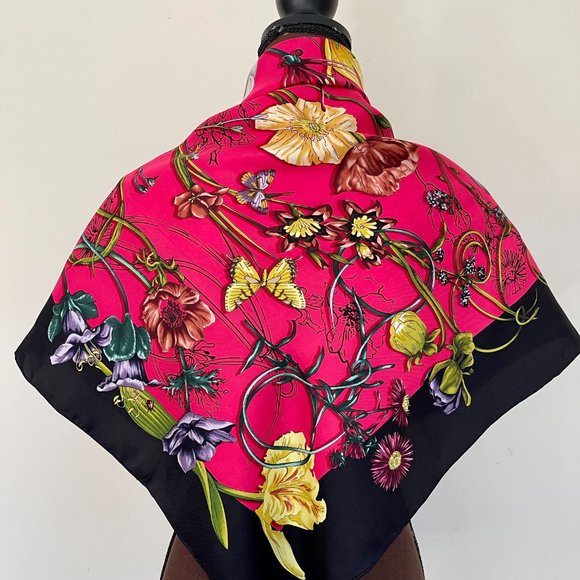 New Gucci Scarf Infinity Floral Print Silk Wrap Gucci Gift Box - Picture 7 of 13